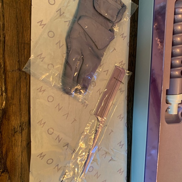 MONAT New in box - Endless Curls Iron Set - Picture 4 of 4
